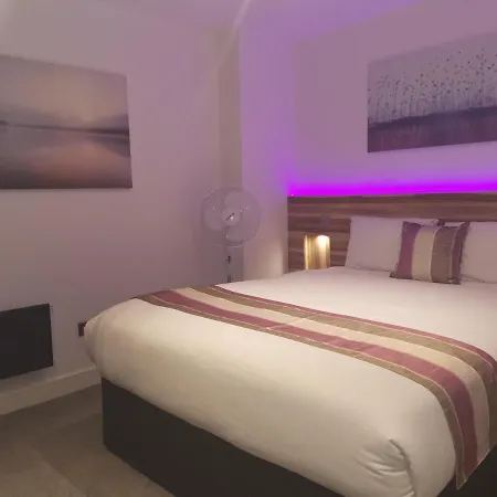 Escape Hotel 3*