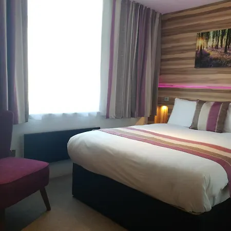 Otel Escape