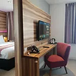 Hotel Escape